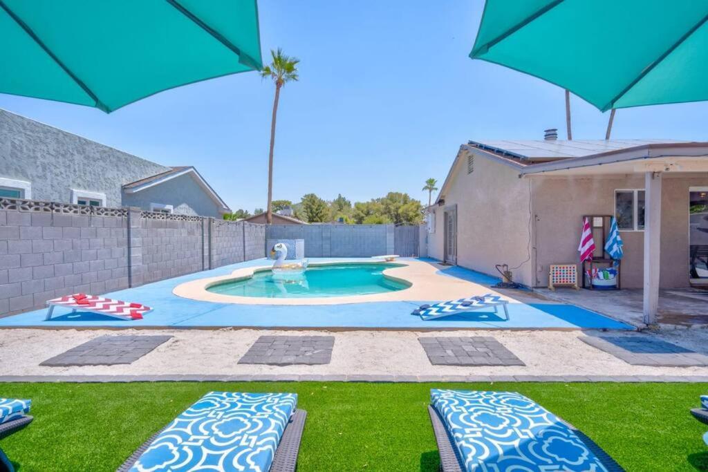 הוילה פיניקס Fab Phx Getaway W/ Pool & Fire Pit מראה חיצוני תמונה