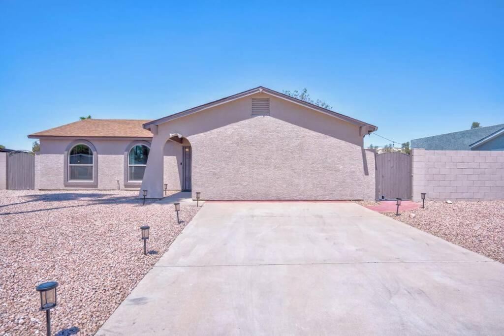 הוילה פיניקס Fab Phx Getaway W/ Pool & Fire Pit מראה חיצוני תמונה